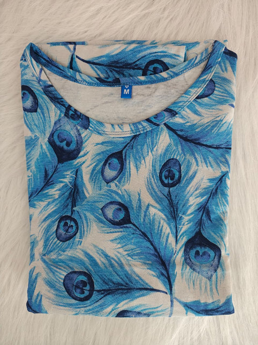 PEACOCK GRACES | NORMAL