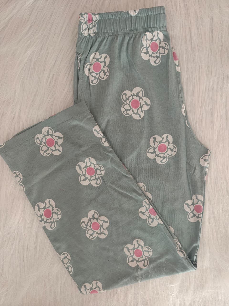 SAGE GREEN DAISY | CO-ORD