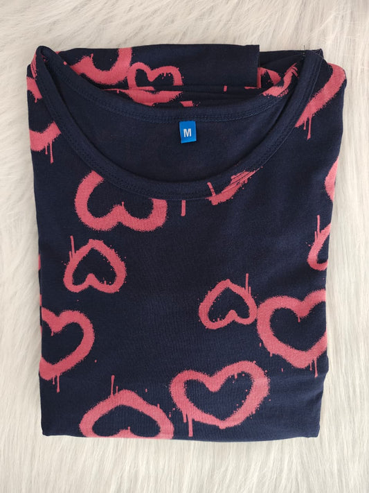 BLUSH HEART ON NAVY | NORMAL