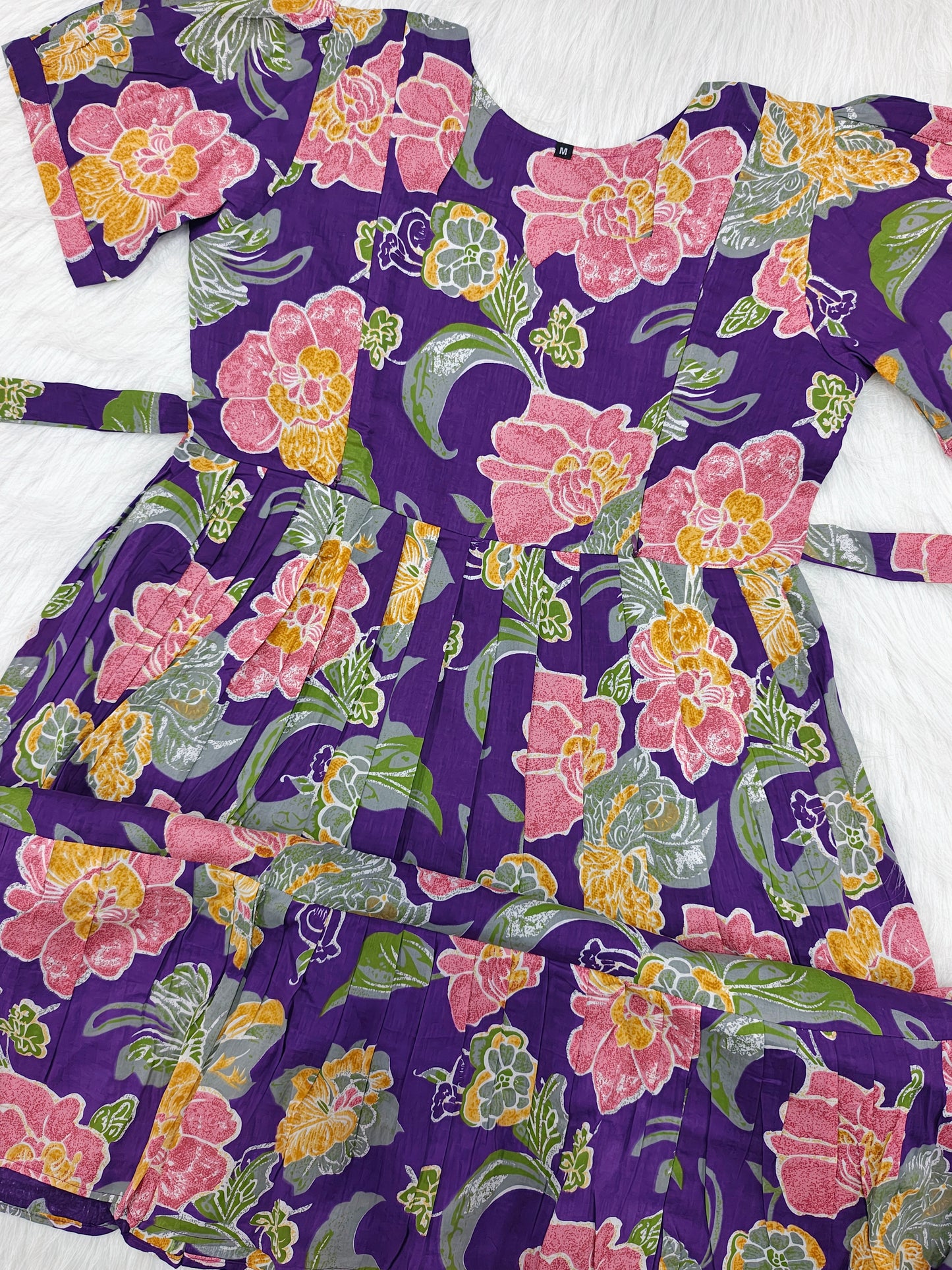 VIOLET PINK BLOSSOM | ZIPPER