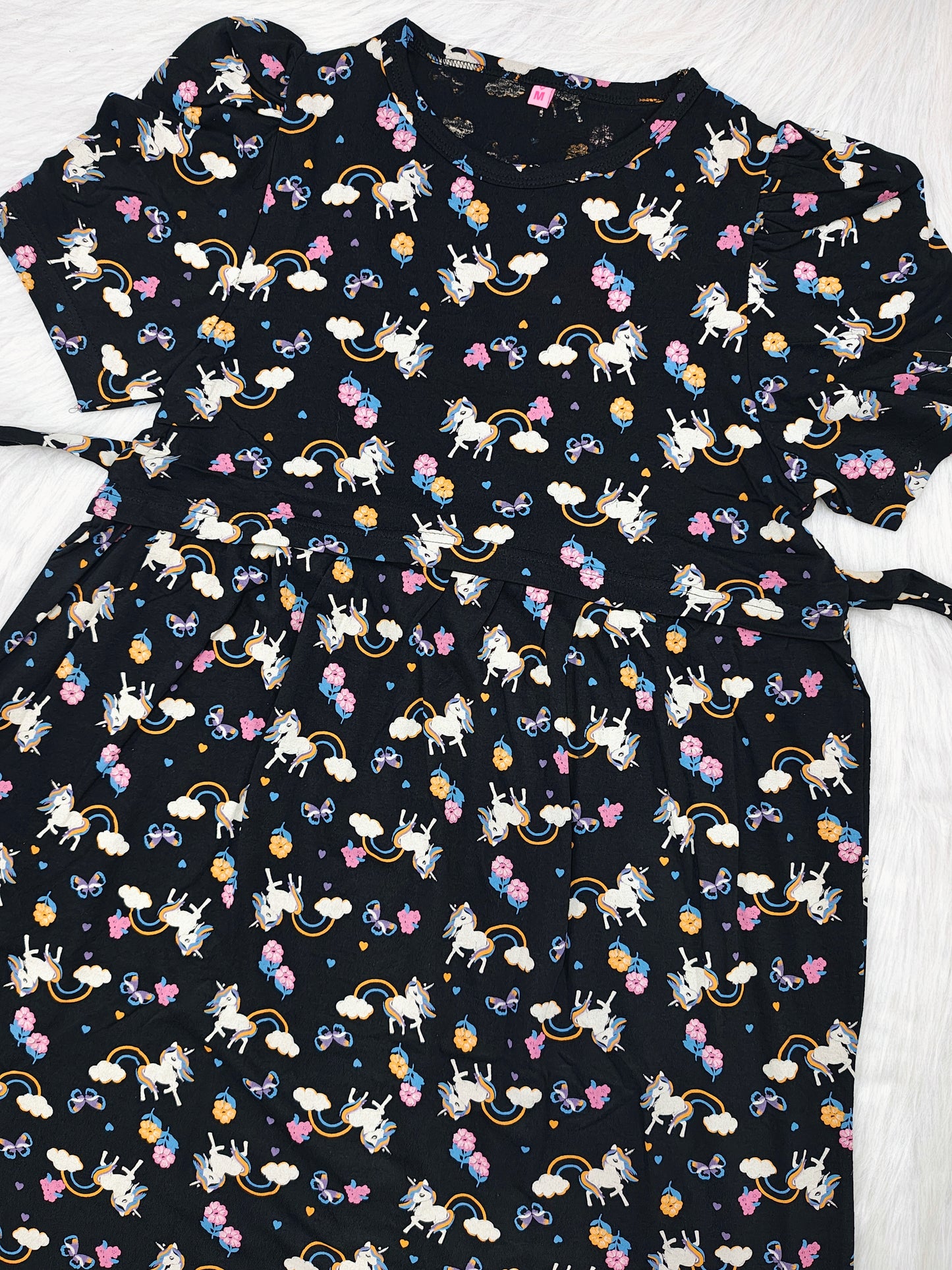 BLACK UNICORN | PUFF