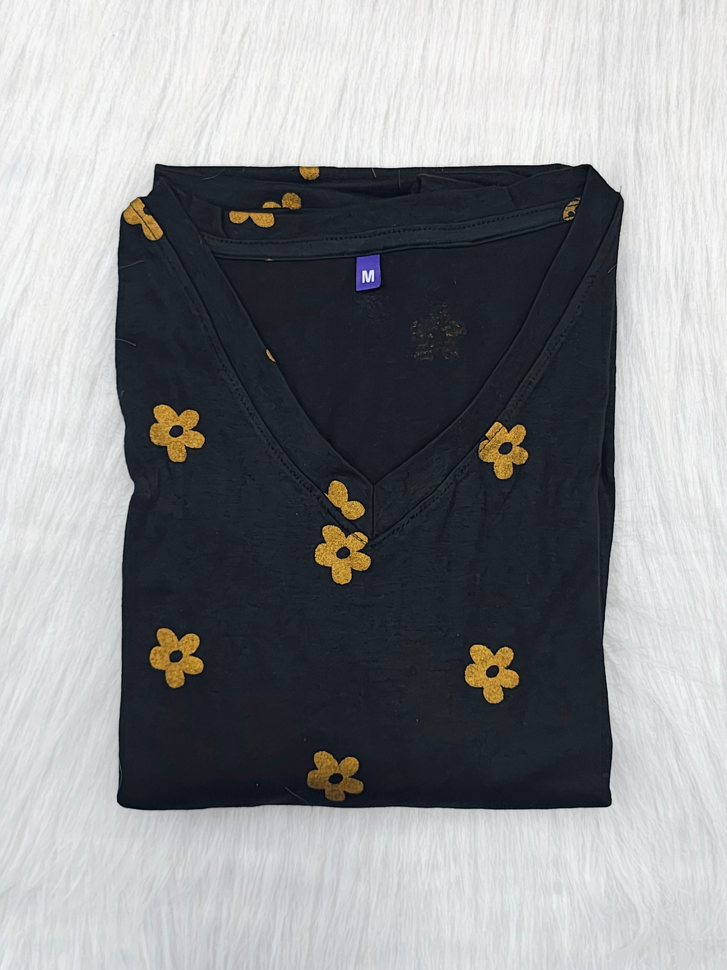 BLACK GOLDEN DAISY | CASUAL