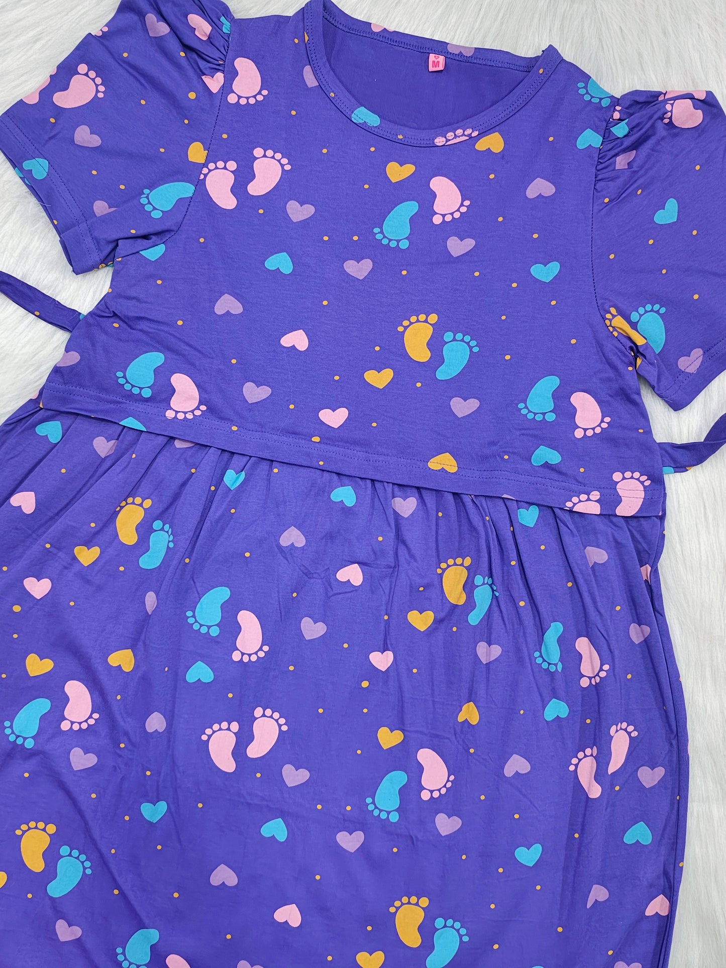 VIOLET FOOT PRINT | PUFF