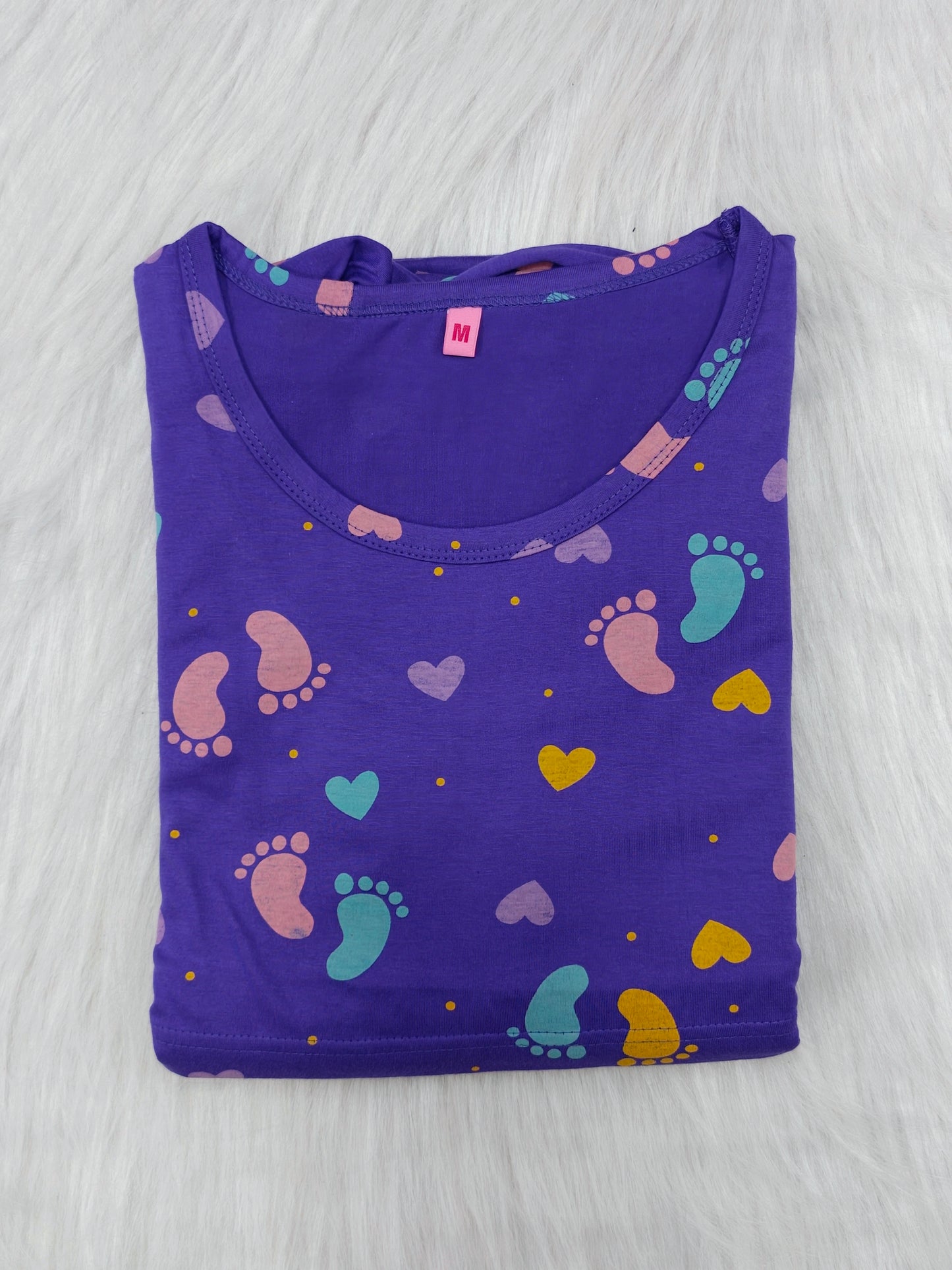 VIOLET FOOT PRINT | PUFF