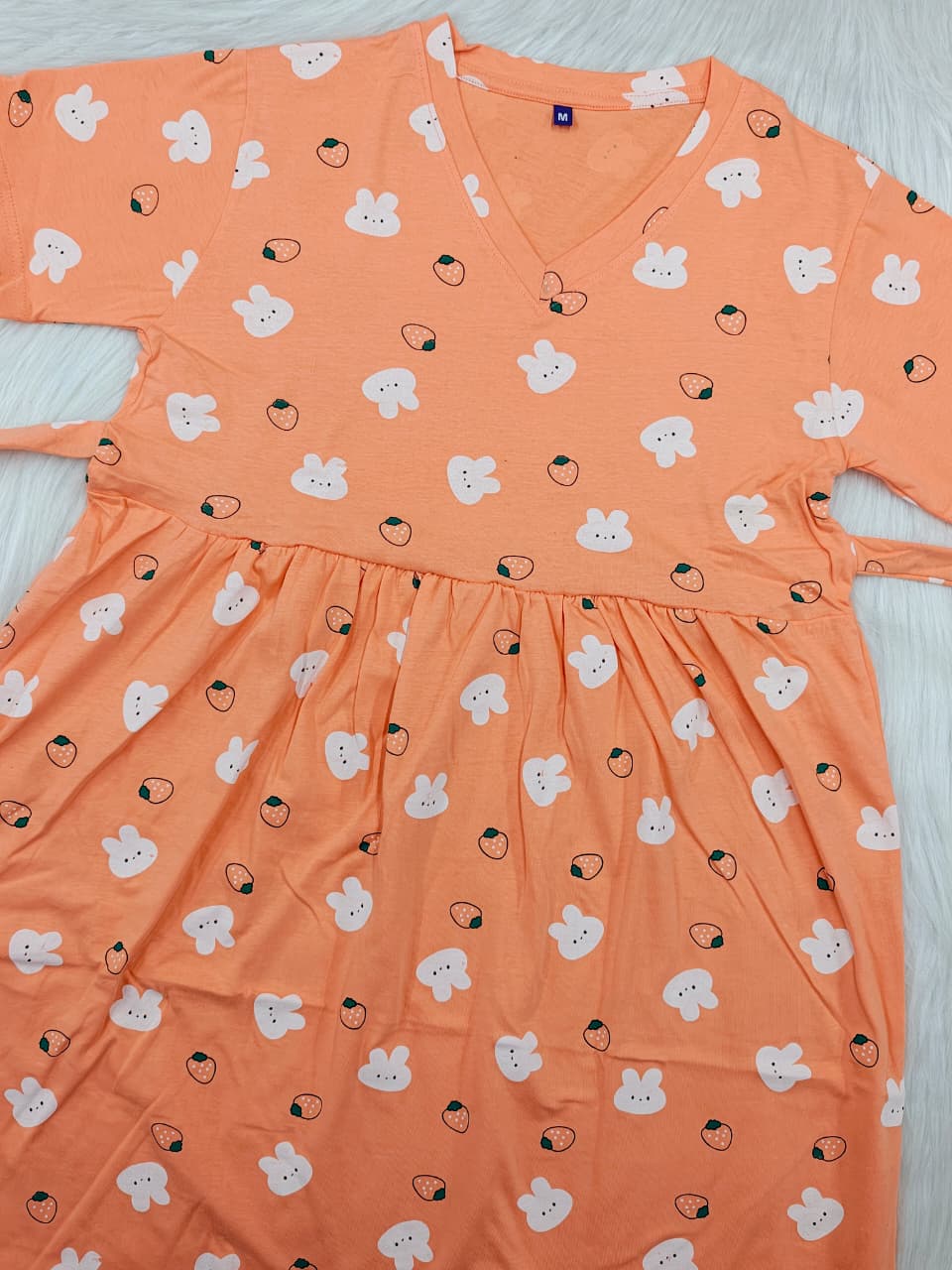 ORANGE STRAWBERRY | CASUAL