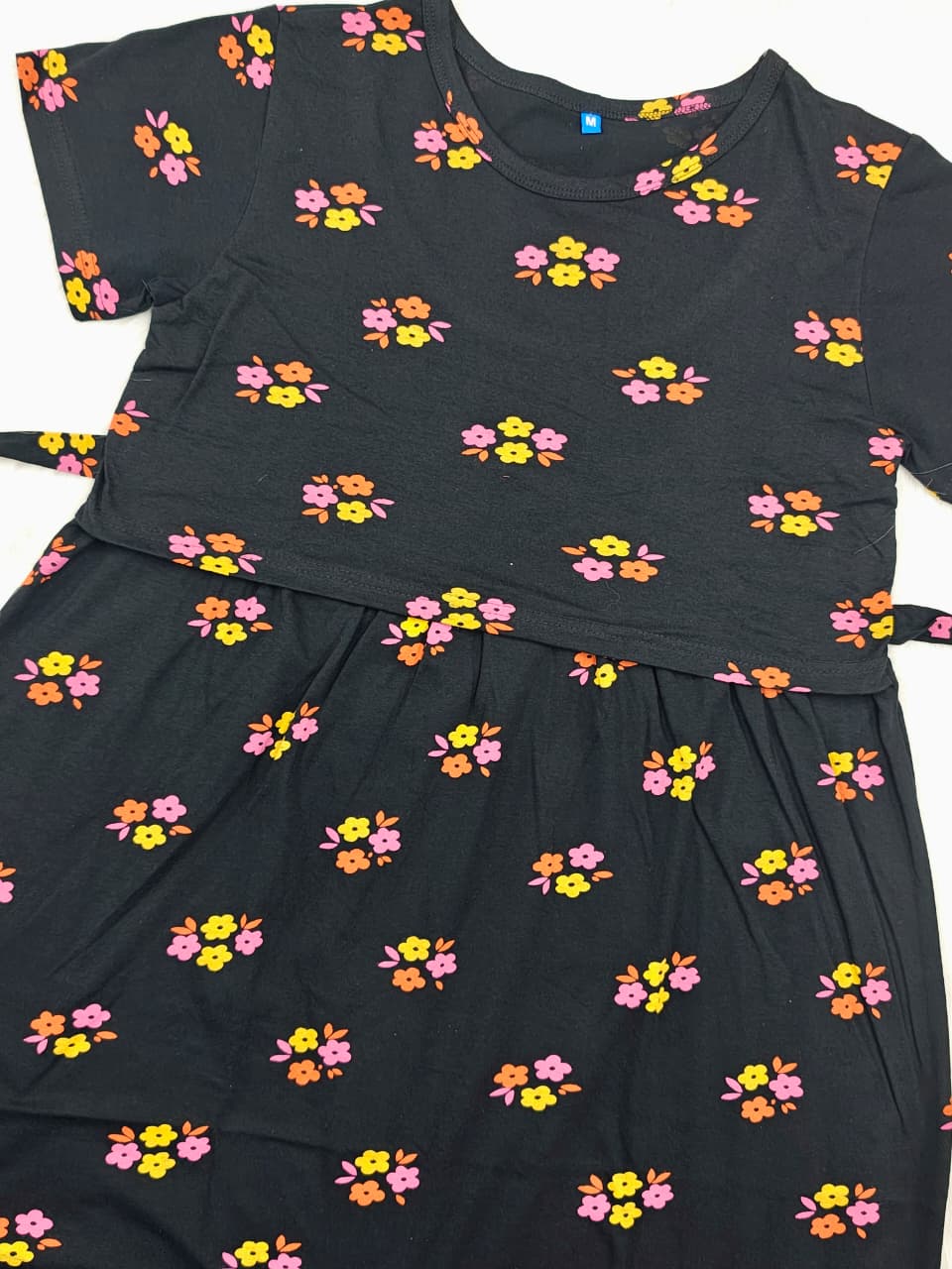 BLACK YELLOW PINK DAISY | NORMAL