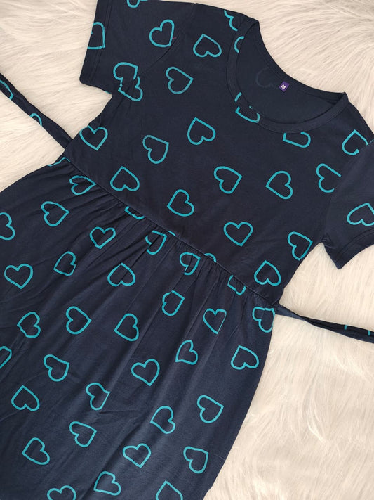 NAVY OUTLINE HEART | CASUAL