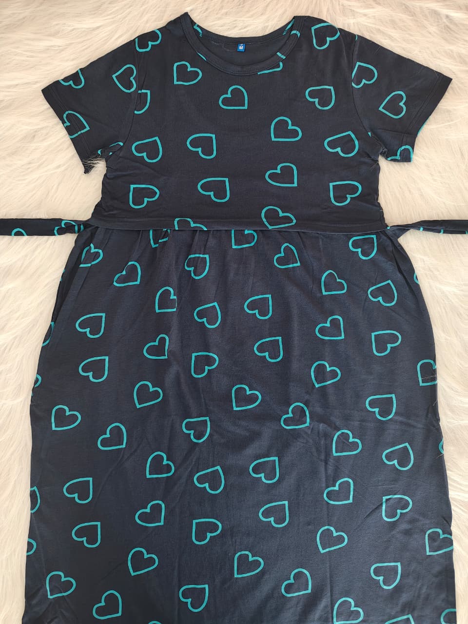NAVY OUTLINE HEART | NORMAL