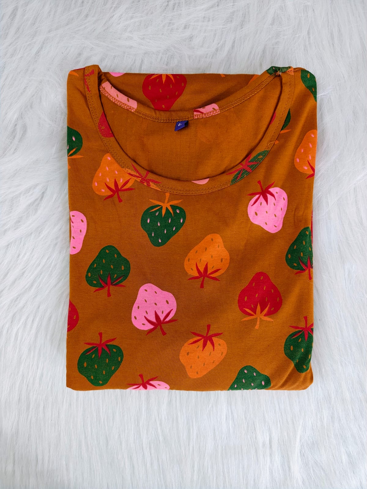 MUSTARD STRAWBERRY | CASUAL