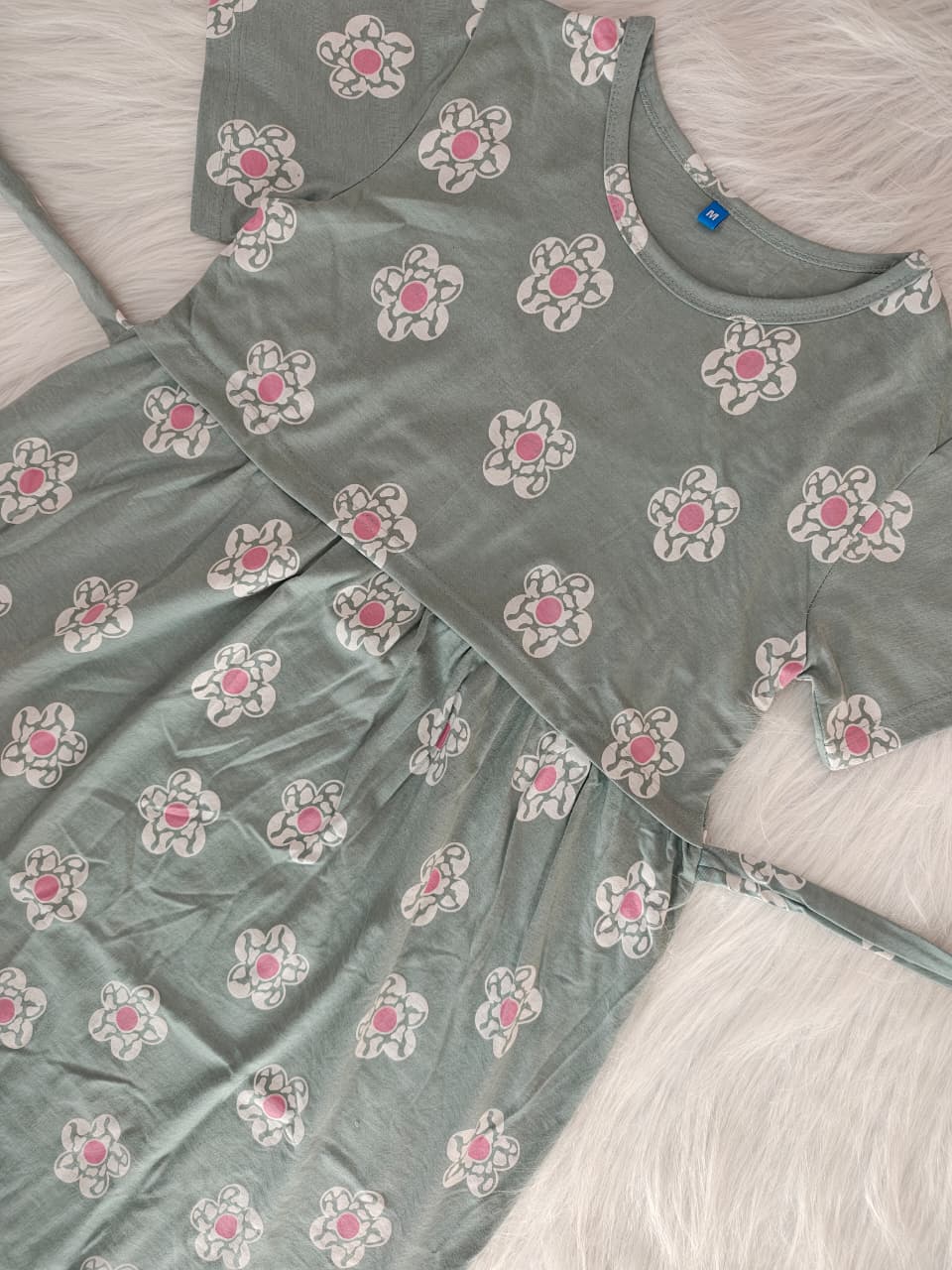 SAGE GREEN DAISY | NORMAL