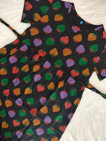 STRAWBERRY BLACK | NORMAL