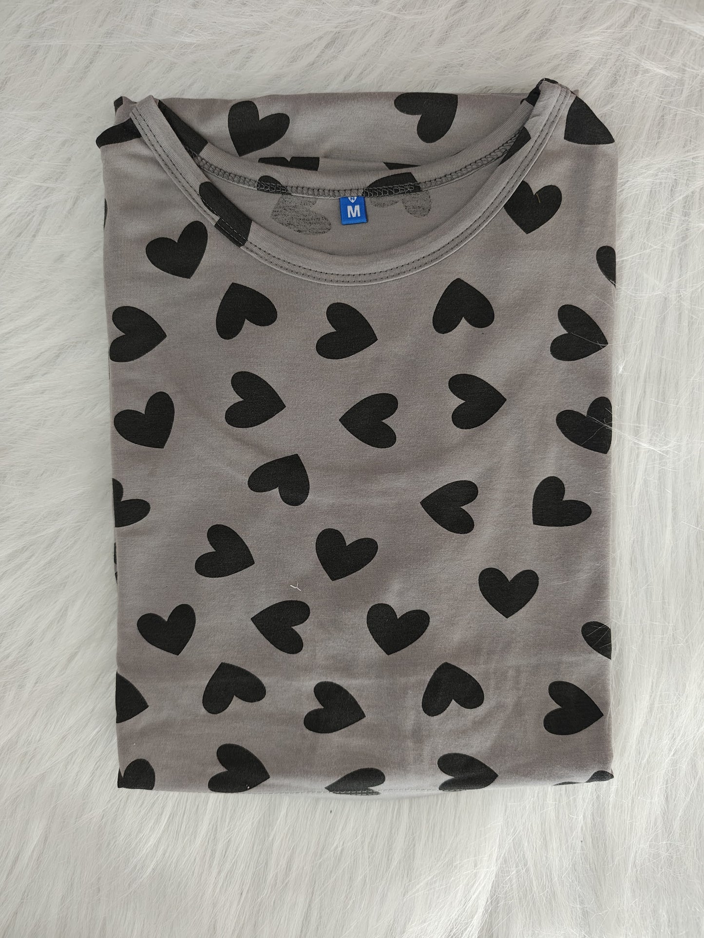 GREY BLACK HEART | NORMAL