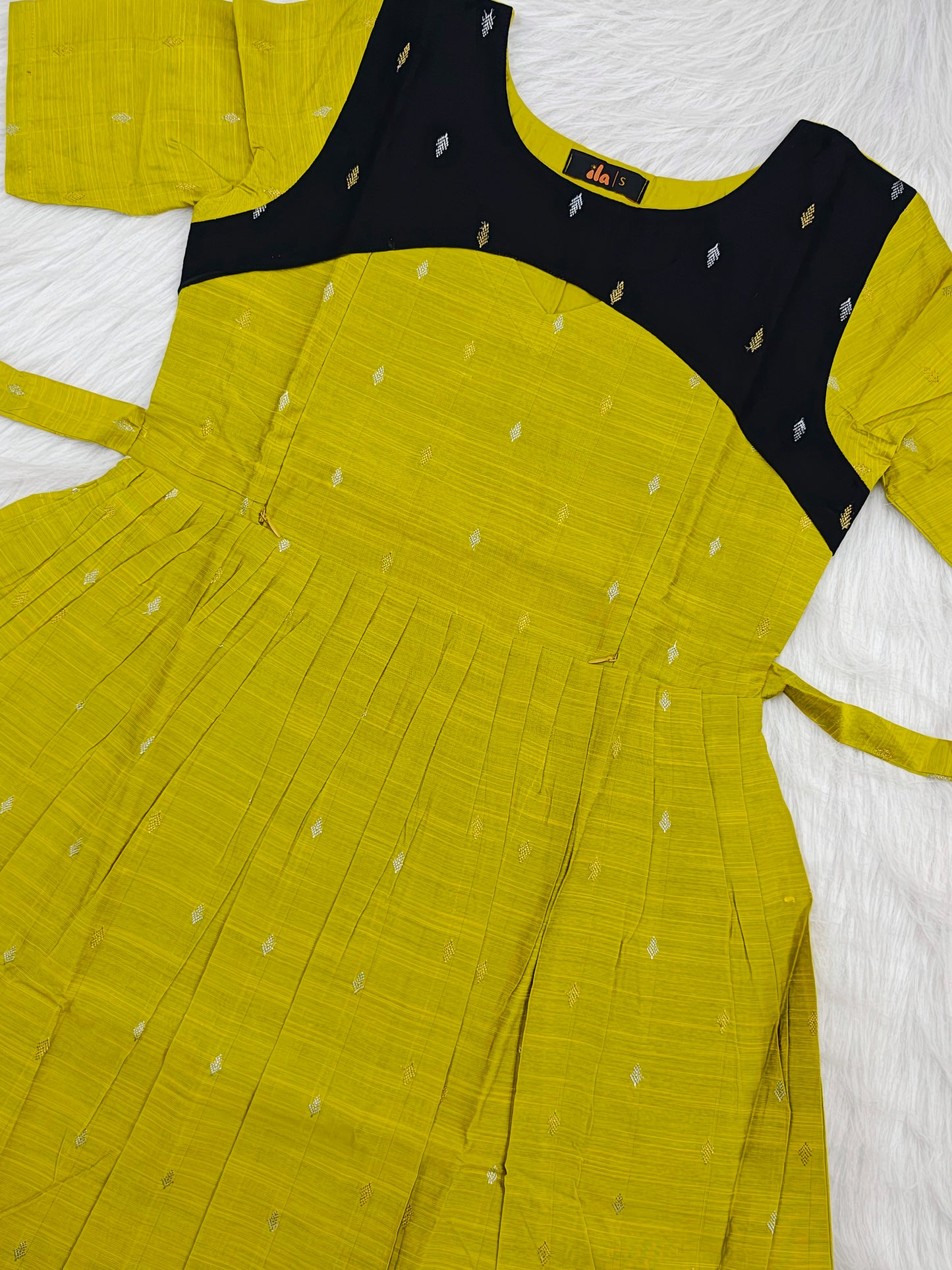 LEMON YELLOVE BLACK | ZIPPER