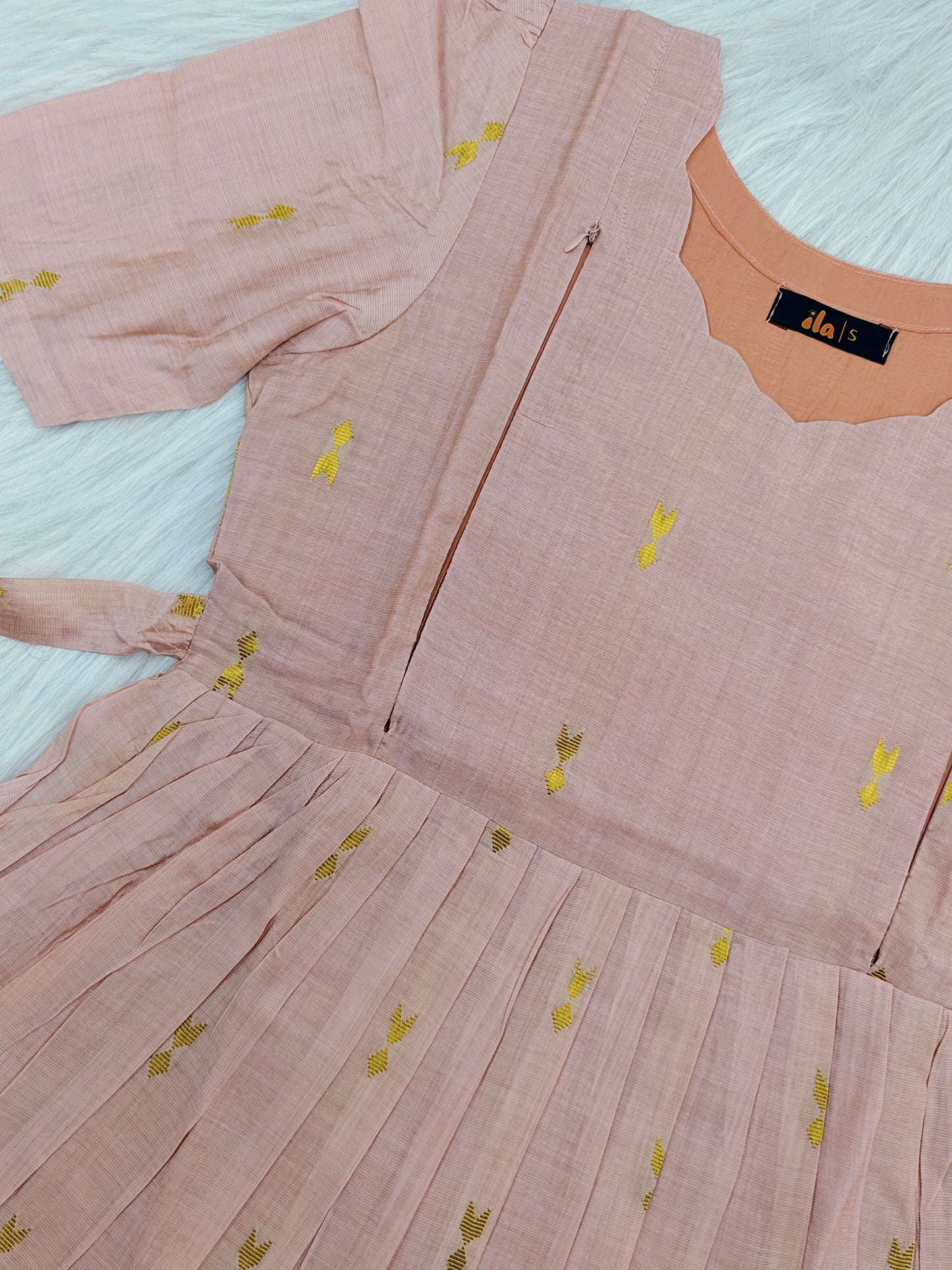 PASTEL PEACH | ZIPPER