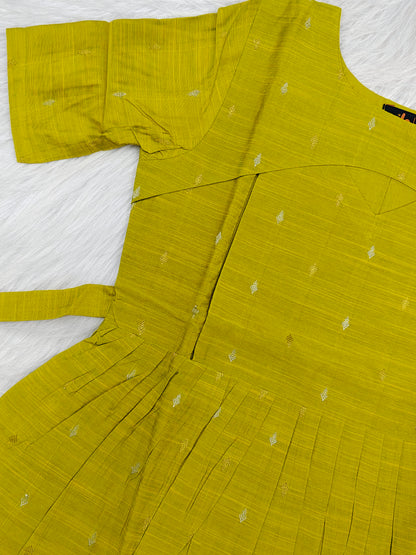 LEMON YELLOVE | ZIPPER